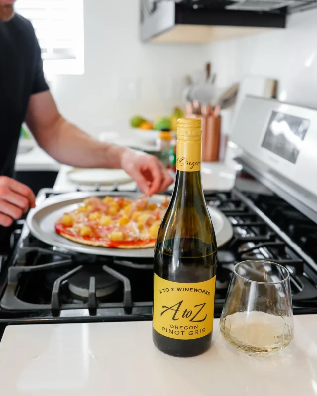 For the nights that call for pizza-making and Pinot. (So, every night?) 🍕😍